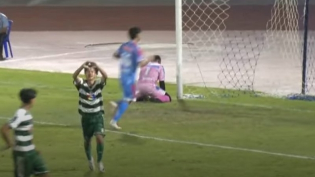 เจ้าถิ่น สุดช็อก !! โดน “หมอนทองวิทยา” บุกถล่มยับคาบ้าน 8-0