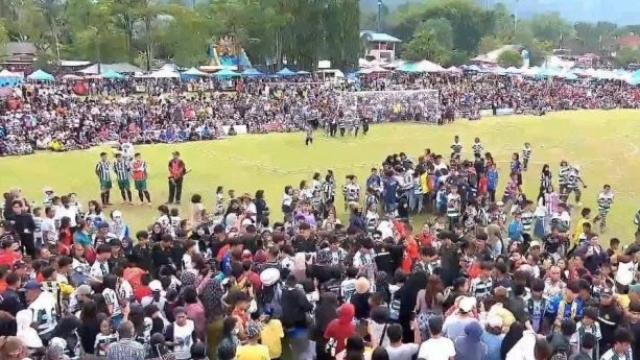 ด่วน !! กำลังจะลงสนาม 2 ช่องทางชม “หมอนทองวิทยา” ปะทะ VIPเทศบาลตำบลลำนารายณ์