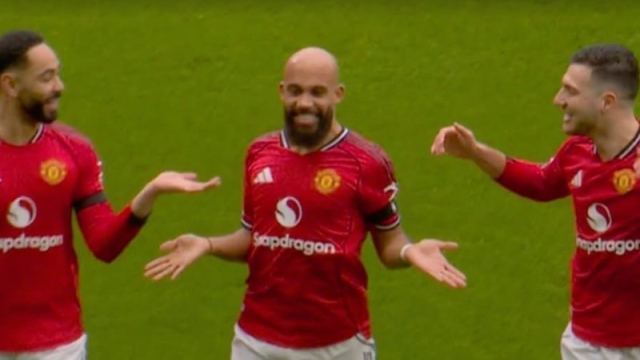 ปีศาจแดงอย่างดุ !! แมนยู เปิดบ้านอัด “สเปอร์” คว้าชัย 4 นัดรวด