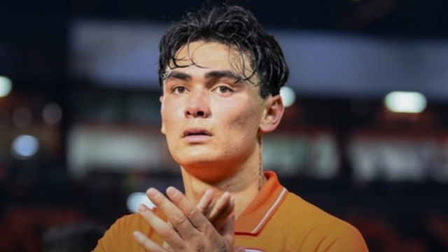 โจนาธาร โพสต์เคลื่อนไหวครั้งแรก !! หลังมีประเด็นร้อน สะเทือนรังราชันมังกร