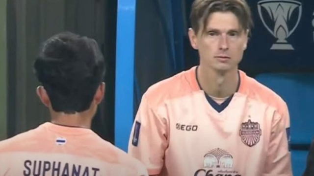 ไทยอันดับพุ่ง !! อัพเดทตารางคะแนนล่าสุด หลัง ทีมยักษ์ใหญ่จีน โดน “บุรีรัมย์” ทีมไทย บุกอัดคาบ้าน