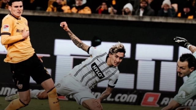 ไทยกระหึ่ม บุนเดสลีกา !! นิโคลาส มิคเคลสัน วิงแบ็คทีมชาติไทย ยิงประตูแรกลีกเยอรมันสุดสวยพาทีมบุกคว้าชัย