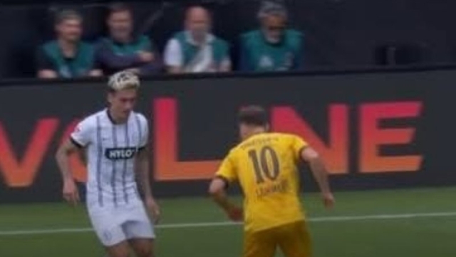 เปิดสถิติ “นิโคลาส มิคเคลสัน‬” !! หลังบันทึกประวัติศาสตร์แข้งทีมชาติไทยในศึก Bundesliga 2