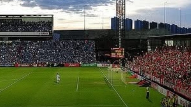 แฟนไทยห้ามพลาด 15 กุมภาพันธ์ !! ฟรีทีวีถ่ายทอดสด 3 ช่องทางชม “ศึกฟุตบอลไทยลีก 2025-26”