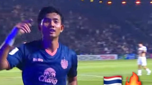 ยักษ์ใหญ่จีน สุดช็อก !! โดนทีมไทย “บุรีรัมย์” อัดคารังสายฟ้า