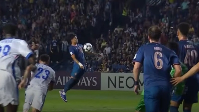 อาเซียน ทึ่งไทย !! หลังเห็น “บุรีรัมย์” ทีมไทยล้มยักษ์ใหญ่จีน เซี่ยงไฮ้ เสิ่นหัว