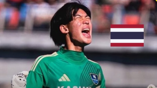 ฮือฮา !! นักเตะชื่อดังระดับโลกชุบวิชา “ภูมิรพี” แข้งประวัติศาสตร์ทีมชาติไทย