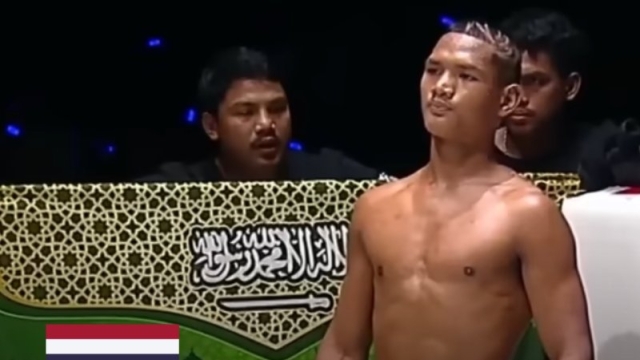 แฟนไทยห้ามพลาด คู่หยุดโลก !! 4 ช่องทางถ่ายทอดสด แสงอาทิตย์ ปะทะ “ทากุ”