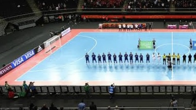 เวียดนาม สุดช็อก !! ทีมชาติไทย ยิงสองประตูรวดพลิกแซงขึ้นนำ 2-1