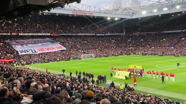 ด่วน !! กำลังจะลงสนาม ช่องทางชม แมนเชสเตอร์ ยูไนเต็ด ปะทะ นิวคาสเซิล