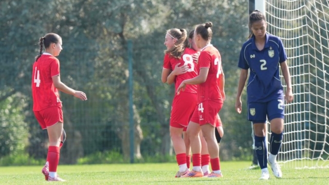 ไทย งานเข้าแล้ว !! โดน “รัสเซีย” ยิงขึ้นนำ 1-0