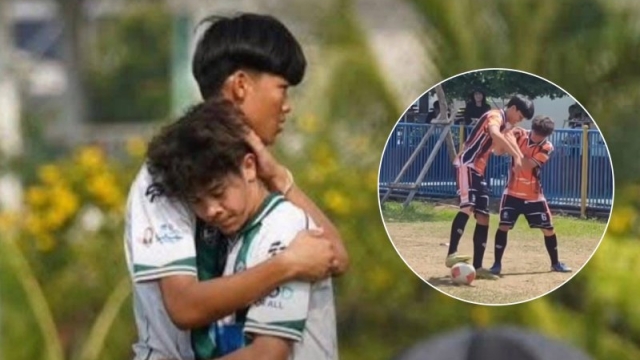 น้ำตาแทบไหล !! ชมช็อตสุดท้าย การเล่นฟุตบอลด้วยกันระหว่าง “เต วรากร” กับ “เจ้านาว เจษฎา”