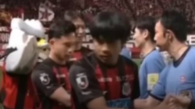 อินโดนีเซียยังทึ่ง !! สื่อดังตีข่าว “ธีรภัทร” 18 ปี ทีมชาติไทย ตัวจริงครั้งแรกแอสซิสต์กระหึ่มญี่ปุ่น 