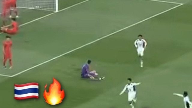 แฟนบอลจีน เดือด !! หลังโดน “ทีมชาติไทย” บุกยิงนำถึง 2 ประตู หวิดพ่ายคาบ้าน