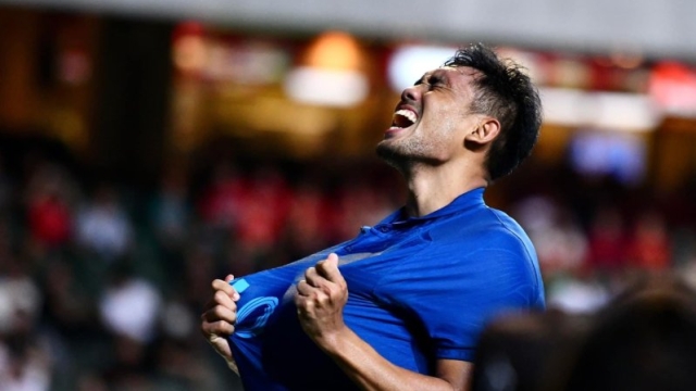 สุดช็อก !! ธีรศิลป์ ถอนตัว “ทีมชาติไทย” เรียกแข้งเทพเสริมทัพ โดนใจแฟนบอล