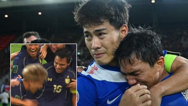 น้ำตาแทบไหล !! ชมช็อต บรรยากาศหลังเกม “ทีมชาติไทย” พลิกนรกคว่ำเติร์ก ทะลุเข้ารอบสุดท้ายเอเชีย