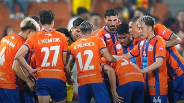 ประวัติศาสตร์ถูกจารึก !! “นักเตะไทยลีก”คนแรก ไปลุยฟุตบอลโลก 2026