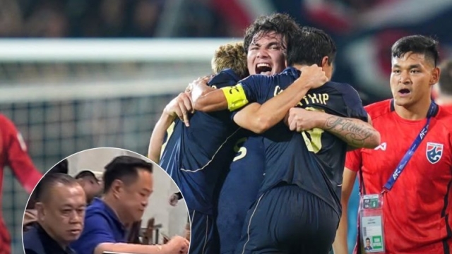 ช็อตวินาที “ลุงเนวิน” เชียร์ “ทีมชาติไทย” ติดขอบจอเคียงข้าง นายกอนุทิน