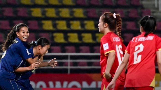 กุนซือทีมชาติเวียดนาม U20 เปิดใจทึ่ง “ทีมชาติไทย” หลังโดนถล่มยับ ส่อร่วงตกรอบเอเชีย