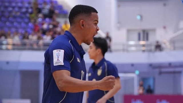 ติมอร์ สุดช็อก !! เทพเหม็ด กดเบิ้ล “ทีมชาติไทย” ยิงนำห่าง 3-0