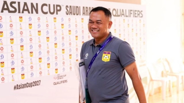 กุนซือประวัติศาสตร์ !! ฮือฮา ทีมชาติลาว แต่งตั้ง “กุนซือชาวไทย” ขึ้นคุมทัพ