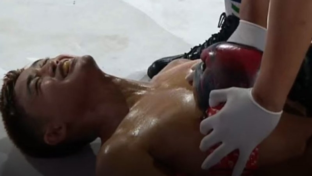 ช็อกทั้งเวที !! 48 วิ “แสงมณี” โดนน็อกเหลือจะเชื่อ เสียแชมป์ราชดำเนิน