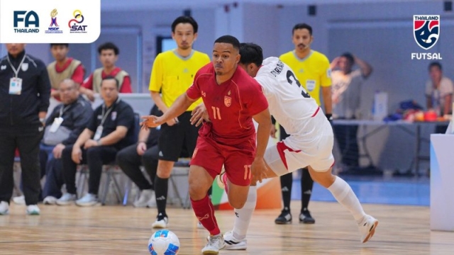 อินโดนีเซีย สุดช็อก !! โดน “ทีมชาติไทย” ยิงพลิกขึ้นนำ 2-1