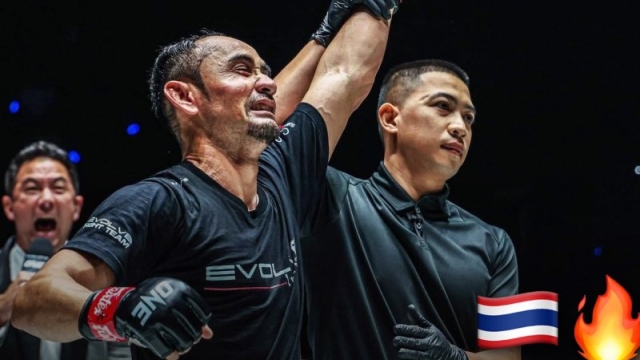 สามเอ ประกาศลั่น !! หลังโชว์ฟอร์มโหดน็อก “เอลเมห์ดี” ท้าชน 2 ยอดนักชกไทย