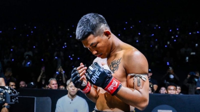 บังร็อต อัปเดตสถานการณ์น้ำหนัก “รถถัง” ก่อนไฟต์หยุดโลก ปะทะ “ทาเครุ”