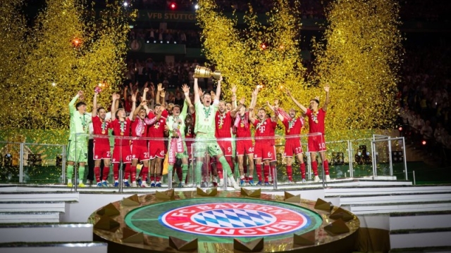 ฮือฮา !! Bayern Munchen ขึ้นหน้าหนึ่ง โพสต์ข้อความถึงแฟนบอลชาวไทย หลังคว้าแชมป์ เดเอฟเบ โพคาล