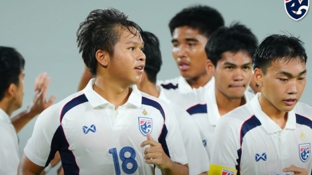 กู้หน้าแทนรุ่นพี่ !! ทีมชาติไทย U19 ถล่ม สิงคโปร์ อย่างยับ