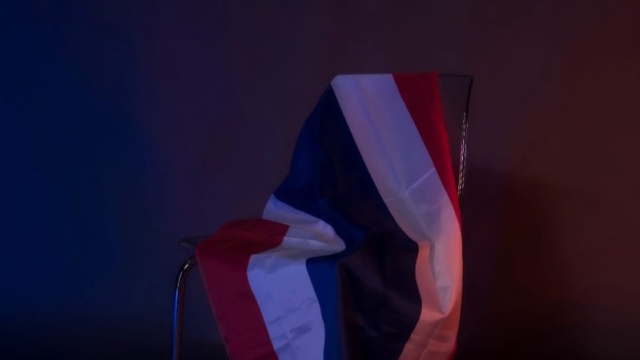 ด่วน !! โอมิยะ อาร์ดิจา ลงสตอรี่ “ธงไทย” พร้อม อิโมติคอน 2 ตัว