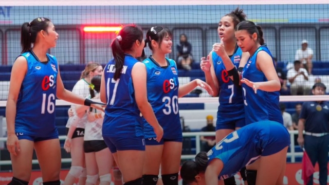 ดราม่าคอมเม้นท์แฟนเวียดนาม !! หลังเห็น 3 ประสานยุคใหม่ “วอลเลย์บอลหญิงทีมชาติไทย” U18