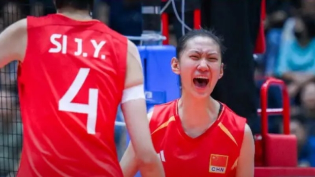 เกมโคตรเดือด !! บทสรุป “วอลเล่ย์บอลหญิงทีมชาติเวียดนาม” U18 ปะทะ ทีมชาติจีน ชิงตั๋วชิงแชมป์โลก