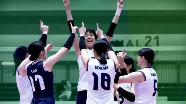 ได้แล้ว คู่แข่งรอเจอคู่ไทย !! บทสรุป วอลเล่ย์บอลหญิงเกาหลีใต้ U18 ปะทะ ทีมชาติคาซัคสถาน