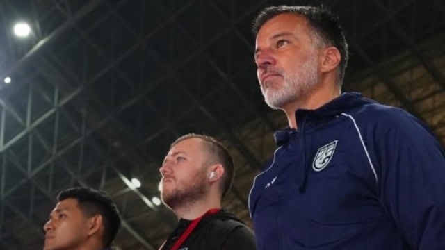 ฮือฮาอาเซียน !! ฮัดสัน ไม่อ้อมค้อม ปิดชื่อ “ทีมเต็งแชมป์” AFFCup 2026 ไม่ใช่ไทย
