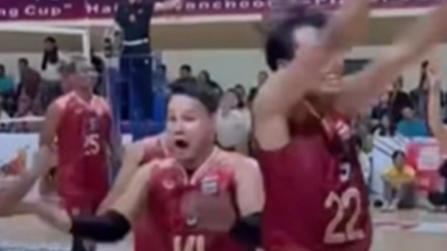 นัดแรก อย่างเดือด !! บทสรุป “วอลเลย์บอลชายทีมชาติไทย” ปะทะ ทีมชาติเวียดนาม