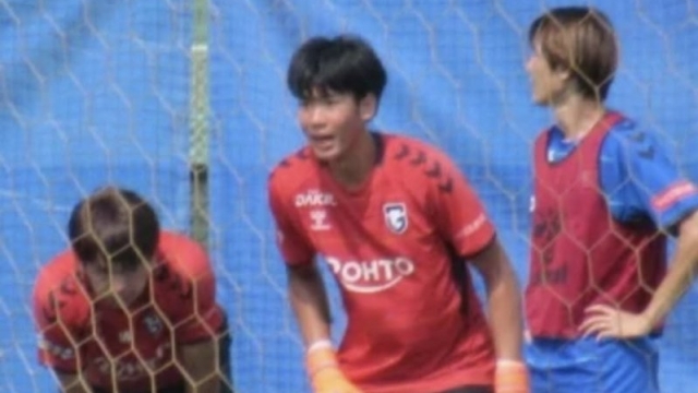 ฮือฮา !! ภูมิรพี แข้งประวัติศาสตร์ไทย โผล่ซ้อมทีมยักษ์ใหญ่ญี่ปุ่น