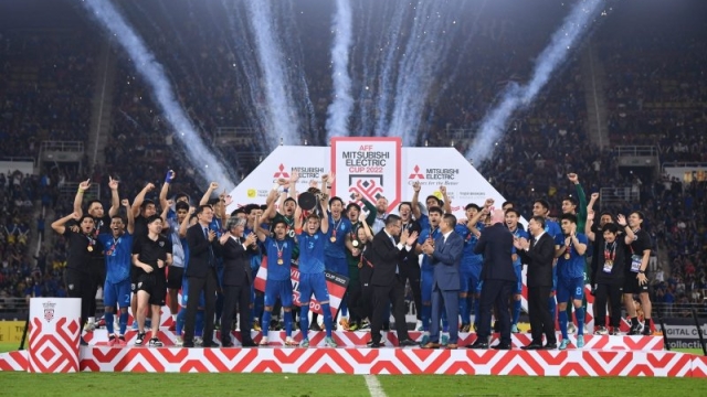 ย้อนรอย !! “ทีมชาติไทย” ปะทะ ทีมชาติเวียดนาม รอบชิงชนะเลิศ AFFCup 3 ครั้ง ผลเป็นไง..!