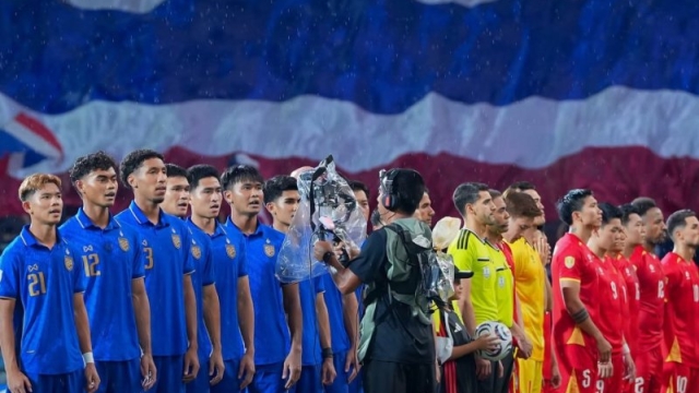 ร่วงทันที! อันดับโลก “ทีมชาติไทย” หลังแพ้เวียดนามคาบ้าน  