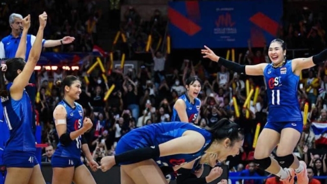 ได้แล้ว 2 ทีมแรก !! ทะลุเข้าสู่ “รอบ 8 ทีมสุดท้าย” ศึกชิงแชมป์เอเชีย 2026