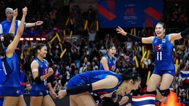 ไทยสะเทือนเอเชีย !! “วอลเลย์บอลหญิงทีมชาติไทย” ร่างทองไล่ทุบ “ทีมชาติญี่ปุ่น” ทะลุเข้าชิงชนะเลิศ
