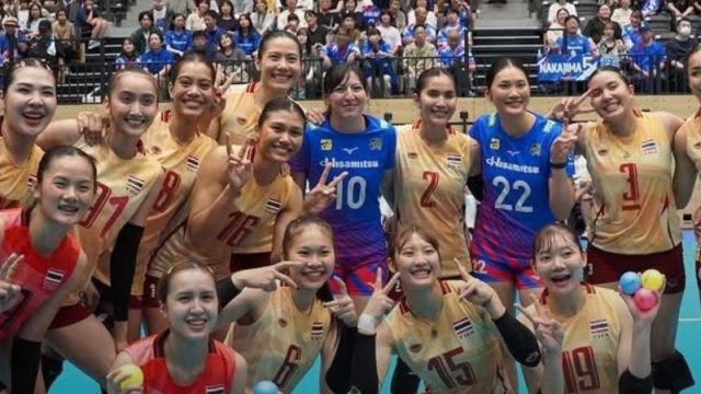 เปิดราคาบัตรสุดอึ้ง !! แฟนญี่ปุ่นยอมจ่าย เพื่อเข้าชมแชมป์เอเชีย “วอลเลย์บอลหญิงทีมชาติไทย” เต็มทุกที่นั่งชมติดขอบสนาม
