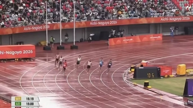 โด่งดังทั่วเอเชีย !! ชมช็อต “บิว ภูริพล” 80 เมตรสุดท้าย วิ่งจ็อกกิ้งเข้าเส้นชัย 200 เมตรชาย ทึ่งกันทั้งสนาม !!