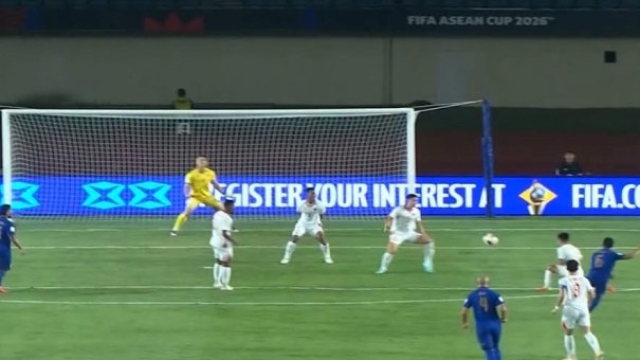 ทีมชาติไทย ยิงนำห่าง ทีมชาติเวียดนาม 2-0