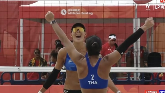 ไทยสะเทือนเอเชีย !! “ไบร์ท-เบส” โค่น ทีมชาติจีน จารึกประวัติศาสตร์ คว้าเหรียญทองครั้งแรกในรอบ 28 ปี เอเชียนเกมส์