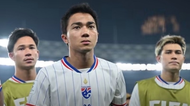 สุดอึ้ง !! ชนาธิป เปิดข้อความจาก “แฟนบอลอินโดนีเซีย” ส่งตรงถึงชนาธิป พูดถึง “ทีมชาติไทย” 10 คน
