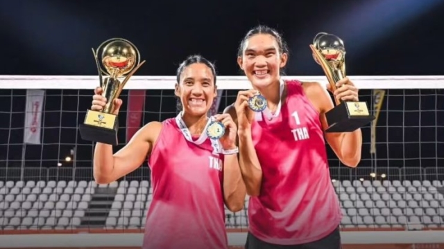 ไทยสะเทือนเอเชีย !! “เบส - ไบรท์” โค่นมือ 1 จากญี่ปุ่น คว้าแชมป์ AVC Doha Open 2026