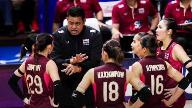 “โค้ชอ๊อต” เคลื่อนไหวครั้งแรก !! ชี้ 3 คุณสมบัตินักกีฬาที่จะติด “ทีมชาติไทย” ชุดปัจจุบัน