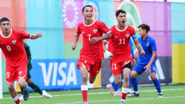 ไทยงานเข้าแล้ว !! ไม่ถึง 5 นาที “ทีมชาติไทย” โดนยิงขึ้นนำ 1-0 ศึกฟุตบอลโลก U15